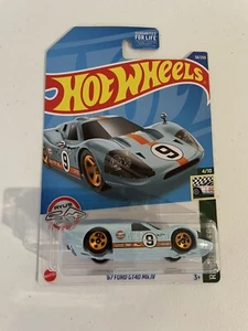Hotwheels 67 Ford GT40 MK.IV. Golflackierung. 1:64 Retro Rennfahrer. Neu 4/10 - Bild 1 von 3
