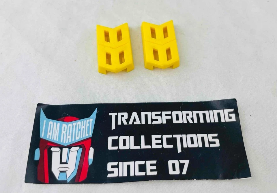 Transformers Original G1 1985 Omega Supreme Medium Yellow Leg Clips - Image 1 of 1