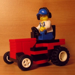 DadventureDan's CUSTOM RIDING MOWER RED for LEGO town city lawn service set - Picture 1 of 4