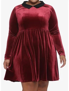 BNWT Hot Topic Plus Size 2 (22/24) Red Velvet Long Sleeve Dress - Picture 1 of 6
