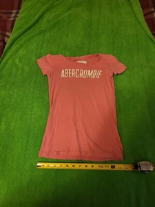 abercrombie pink shirt size M, Read - Picture 1 of 16