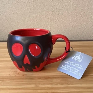 Disney Parks Snow White Poison Apple Color Changing Cup Mug Red Green - NEW - Picture 1 of 12