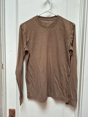 Mossimo Athletic Fit Light Brown Long Sleeve Crew Neck Shirt Size: Small - Image 1 of 4