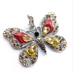 Ciondolo farfalla smaltata strass colorati tono argento stile Y2K vintage - Foto 1 di 3
