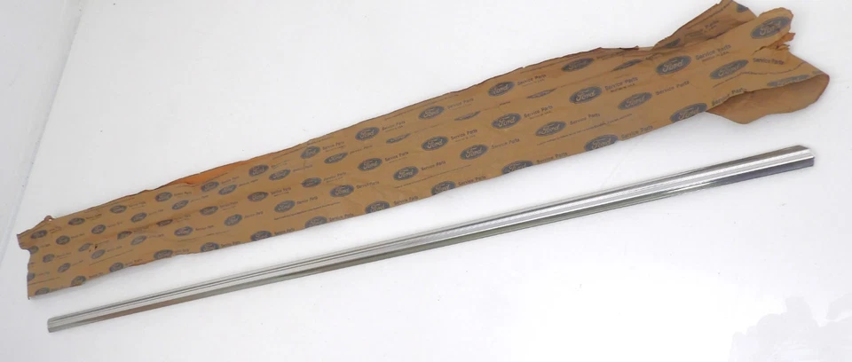 1969 Ford Fairlane 500 Torino 4-D Sedan Wagon NOS RH FRONT DOOR OUTSIDE MOULDING - Image 1 of 4