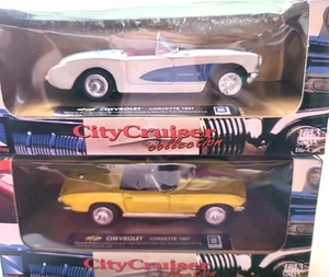 2 Ray 1:43 Die Cast Lot City Cruiser Collection Diecast Classic Car Corvette NEW - Picture 1 of 3