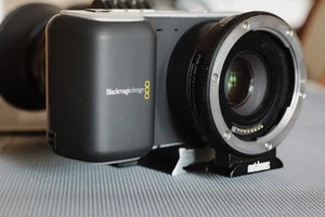 Blackmagic Design Pocket Cinema Camera OG + SpeedBooster + Lupe - Bild 1 von 10