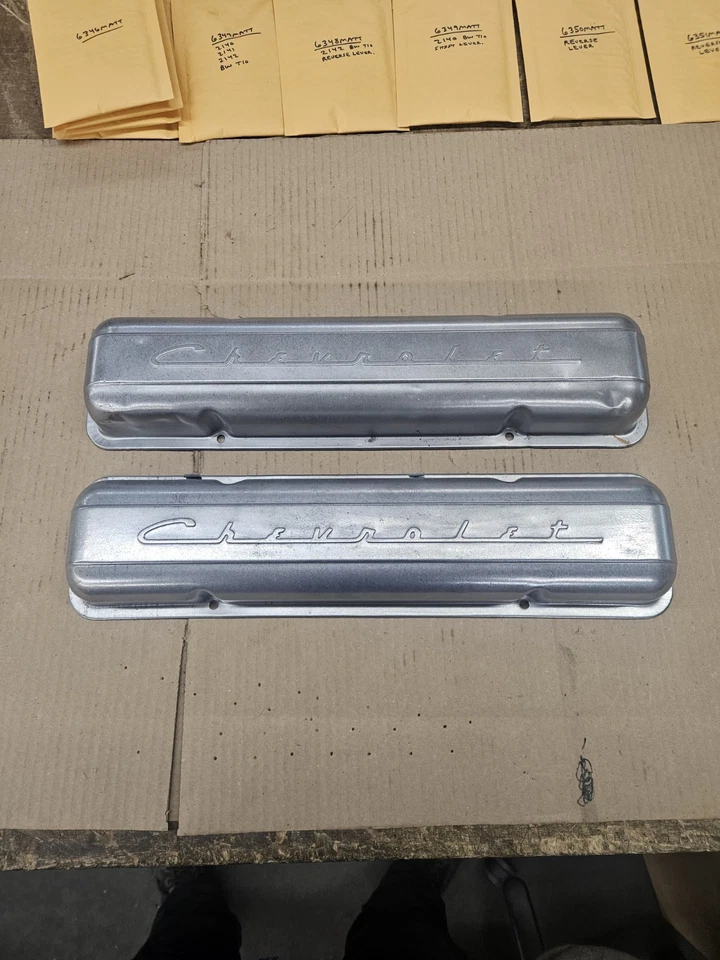 1955-1958 Corvette Tri-Five Bel-Air SBC 283 327 Valve Covers Chevrolet Script - Image 1 of 4