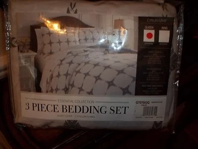 Nuevo Juego de Funda Nórdica Ashley Furniture Cyrun Gris Blanco Queen 3 piezas Foto 1 de 2