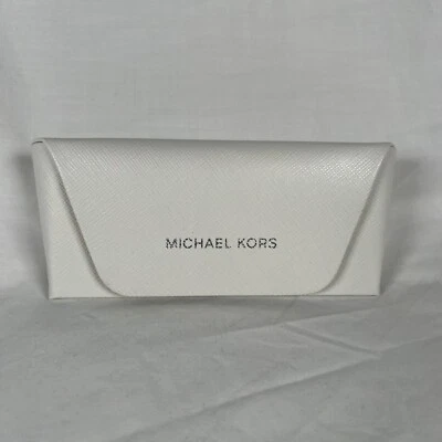 Estojo de óculos de sol Michael Kors macio forrado de feltro branco porta-óculos  - Imagem 1 de 4