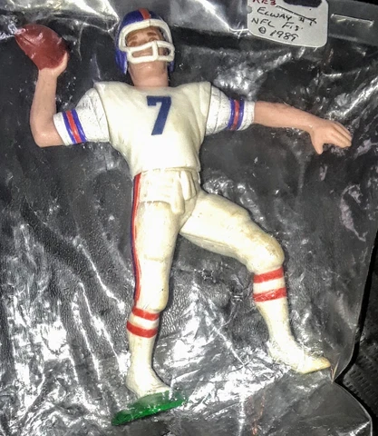 Vintage 1989 NFL PA Denver Broncos football John Elway 7 figure 4.5” Cover