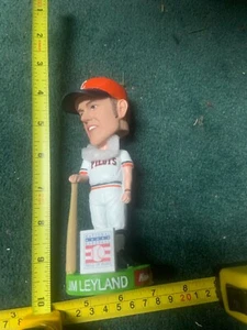 JIM LEYLAND Detroit Tigers CLINTON PILOTS Pittsburgh Pirates SGA Bobblehead NIB! - Picture 1 of 15
