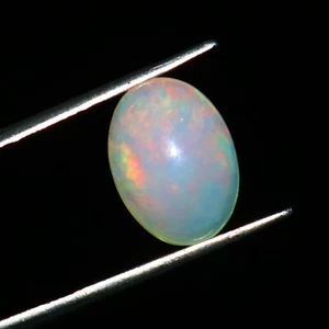 Ópalo de fuego cabujón ovalado etíope piedra preciosa natural suelta tamaño 13x10x6 mm 3,55 quilates - Imagen 1 de 3