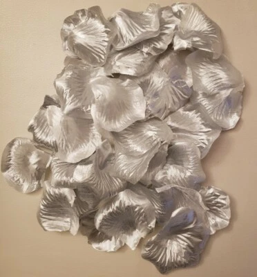 720 piezas Plata Artificial Flor Falsa Rosa Pétalo Confeti Boda Fiesta Decoración Foto 1 de 2