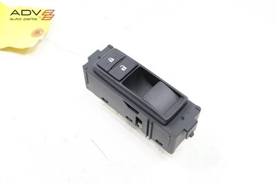LEXUS IS500 IS350 IS300 2016-24 CERRADURA PUERTA DELANTERA DERECHA DESBLOQUEO E INTERRUPTOR VENTANA OEM Foto 1 de 4