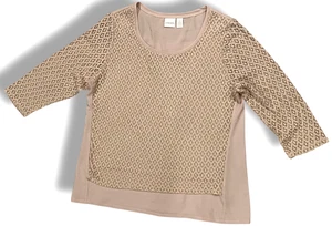 Top Chico Lily Encaje Superpuesto Manga 3/4 Cuello Redondo Rubor Malva Rosa Chico's talla 2 - Imagen 1 de 6