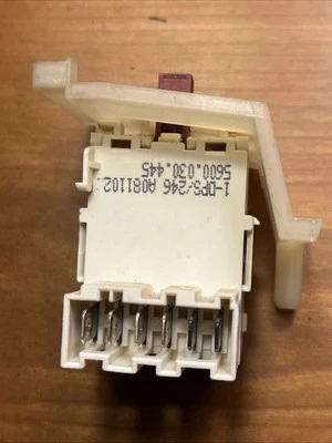 原始设备制造商博世 Kenmore 开/关按钮开关 00424410 00175338 00186921 00417496 — 第 1/4 张图片