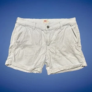 Levis Striped Shorts Womens 27 Meas 30 Pinstripe White Light Blue Roll Up 30x4.5 - Picture 1 of 6