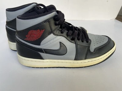 Nike Air Jordan 1 Mid 'Sombra' Rojo Negro Gris Partícula Para hombres Talla 9.0 DS Usado Foto 1 de 4