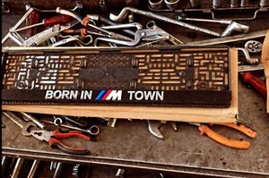 3D-KFZ Kennzeichenhalterung BMW "Born in M Town" - Bild 1 von 1