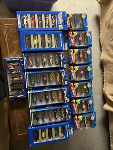 hot wheels lot of 15  Case  Set Of 5 Cars Each  : 8 Set 5 Each And 7 3 Car Each