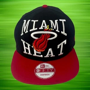 Miami Heat New Era 9Fifty NBA Baloncesto Snapback Gorra Gorra Negra Roja - Imagen 1 de 9