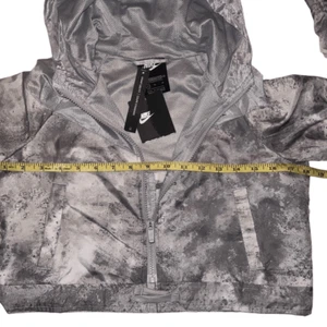 Nike Girls Windbreaker Crop Jacket - Picture 1 of 9