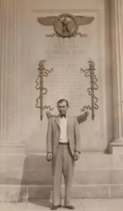 1930s Handsome Man Suit Veterans Memorial Bridge Dayton Ohio - Picture 1 of 3