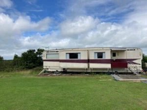 showmans caravan - Picture 1 of 11