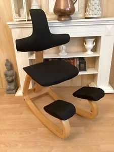 STOKKE VARIER THATSIT BALANS KNIESTUHL KNIEHOCKER GESUNDHEITSSTUHL IN SCHWARZ! - Bild 1 von 7