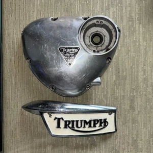 2 Triumph Motorcycle Motor Cover Parts - Foto 1 di 8