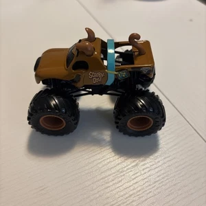 Hot Wheels Monster Jam Scooby Doo Die Cast Monster Truck 1:24 - Picture 1 of 5