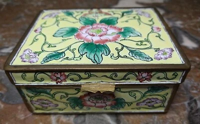 Amarillo Antiguo Qing Chino Bronce Cantonés Esmalte Caja Bisagras Estilo Familia Rosa Foto 1 de 4