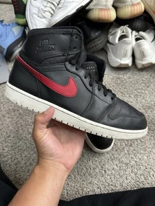 Air Jordan 1 Retro High Rare Air Bred Black Red White Banned Chicago - Size 11.5 - Picture 1 of 9