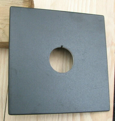 pattern Sinar F & P fit lens board panel with compur copal 0  hole  34.6mm japan - Image 1 of 2