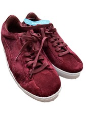 red velvet pumas