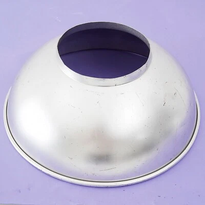 BOWENS 37cm 15.5" LARGE SILVER REFLECTOR DISH - LARGE (L) FIT #1 - Image 1 of 2