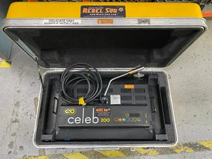 Kino Flo Celeb 200 Kit - Picture 1 of 9