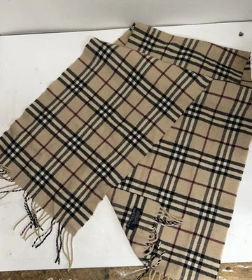 Bufanda Burberry Beige Nova Check Lana de Cordero Hecha en Inglaterra Mujer’s Lana a Cuadros Foto 1 de 4