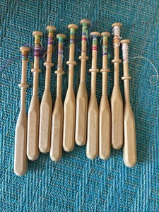 VINTAGE KONVOLUT 10 HOLZSPITZENKLÖPPELN Handarbeit - Bild 1 von 1