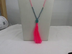 Collar con borla con cuentas rosa, beige y turquesa Ambre Babzoe 34" de largo #83E - Imagen 1 de 6
