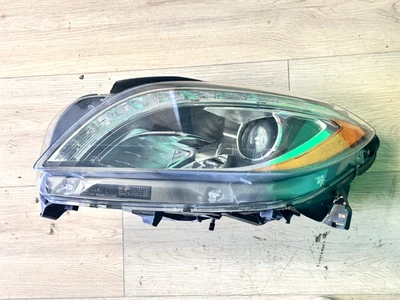 Faro izquierdo xenón Estados Unidos Mercedes-Benz W166 ML350 ML500 2012-2015 A1668207659 Foto 1 de 4