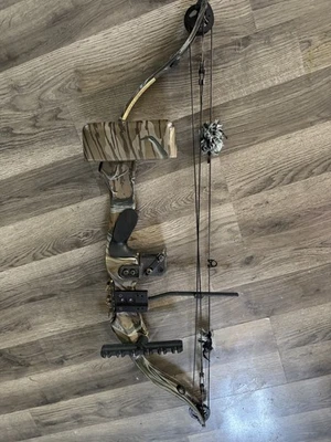 Arco compuesto Golden Eagle Predator System Foto 1 de 4