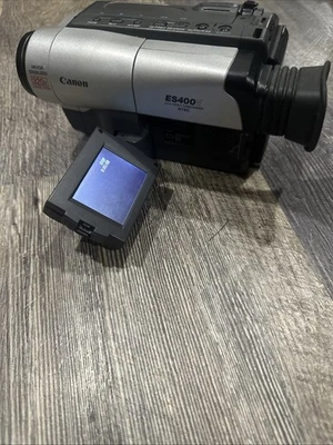Canon ES400VA Video8 Camcorder w/ Charger & Bag – Tested & Working - Image 1 of 4