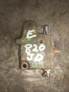 Assy valvola freno John Deere 820 T12560T22760T30142. - Foto 1 di 8