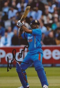 INDIEN: SURESH RAINA SIGNED 6x4 ODI ACTION PHOTO + COA - Bild 1 von 1