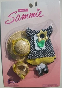 New Effanbee Dress Me Sammie 8" Doll Clothes Shoes Accessory Sunflower Picnic - Picture 1 of 1