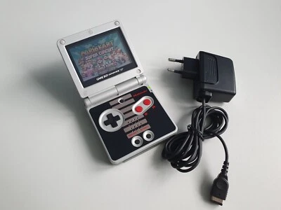 GameBoy Advance SP Konsole NES Edition AGS 001 | Neues Gehäuse & Displayscheibe - Bild 1 von 4