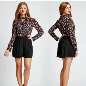 GUESS Women's Scarlett Ditsy Floral Print Bowtie Romper Jumpsuit Sz 4 Y2K - Picture 1 of 20