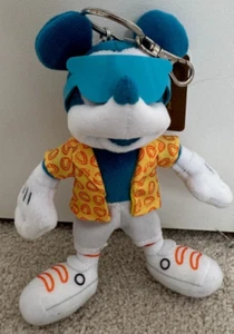 Disney Aulani- Mickey Mouse Sunglassesi Keychain - Picture 1 of 1